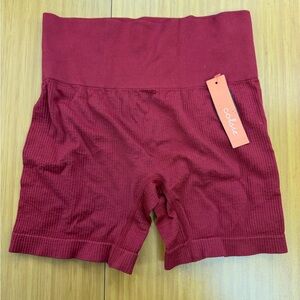 Colsie Shorts Womens Medium Red Ribbed High Rise Seamless Stretch Biker Shorts